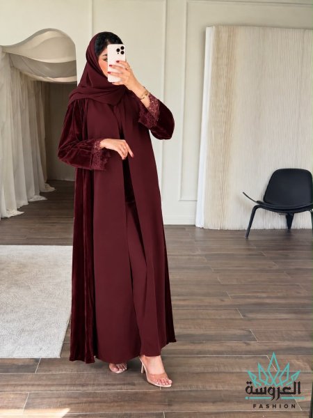 عبايه مخمل